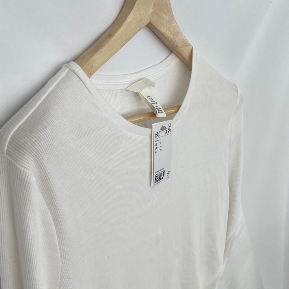 NWT H&M Classic White Ribbed Long Sleeve Tee Size XL